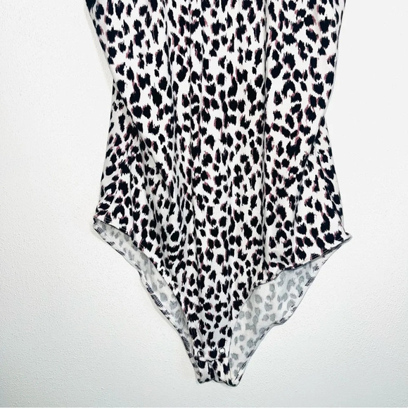 Maurices White & Black Leopard Print Strappy Front Bodysuit Medium Women’s - Picture 5 of 13